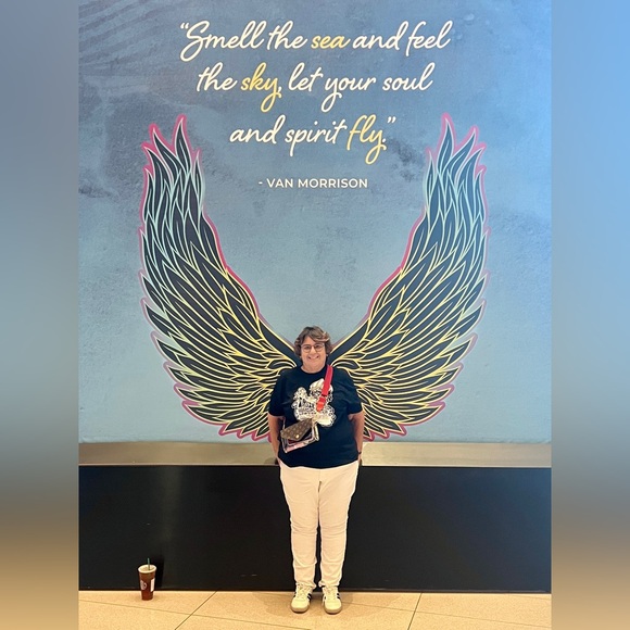 Meet your Posher, Maria - Picture 1 of 1